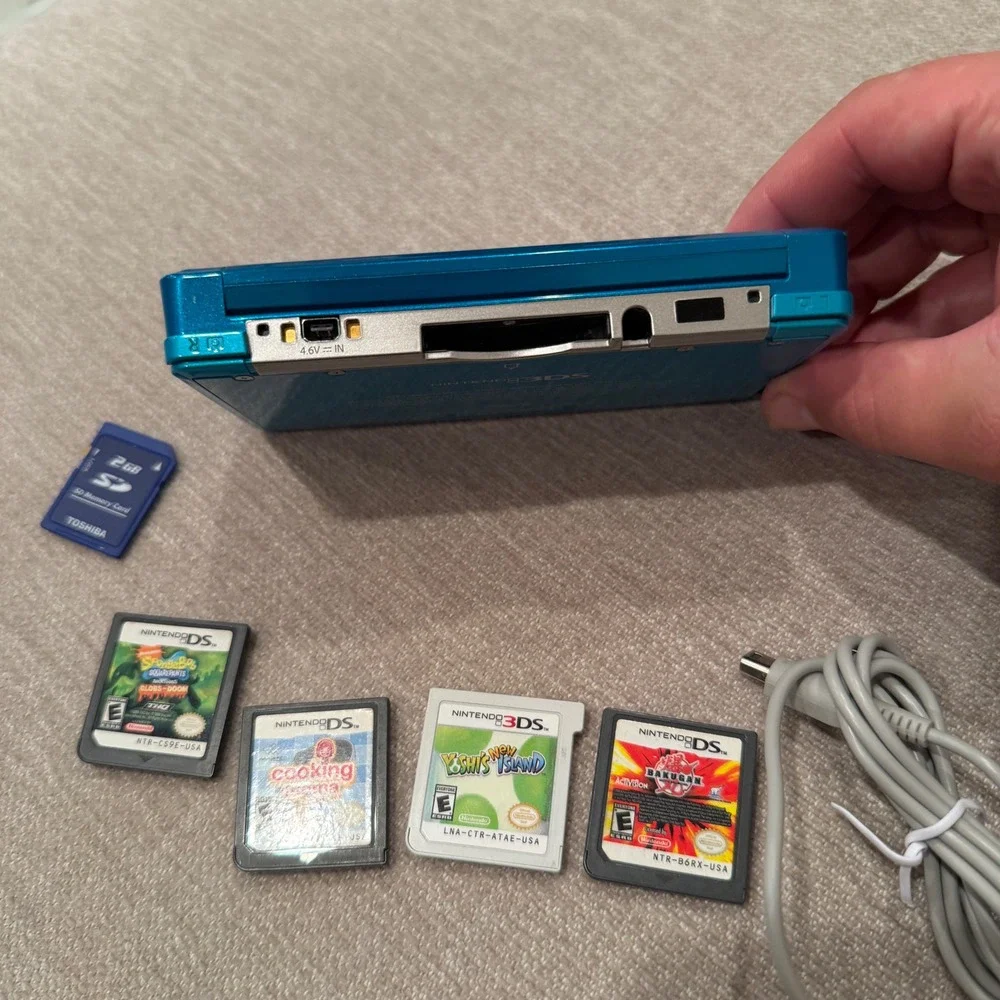 Nintendo 3ds aqua